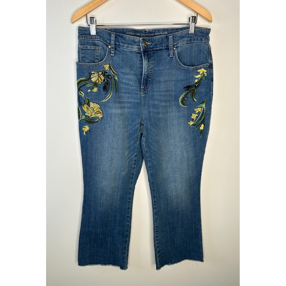 Chico's So Slimming Girlfriend Kick Flare Floral Embroidered Crop Jeans Size 12 - Picture 14 of 14